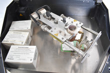 Charger l'image dans la galerie, BEGO Fornax T Gussschleuder, Induktions-Schmelzeinrichtung BJ.2020