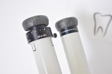 Charger l'image dans la galerie, Wild Heerbrugg M38 Mikroskop, Labormikroskop 10x