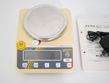 Laden Sie das Bild in den Galerie-Viewer, Kern Goldwaage EW600- 2m , FEINWAAGE, Digitalwaage